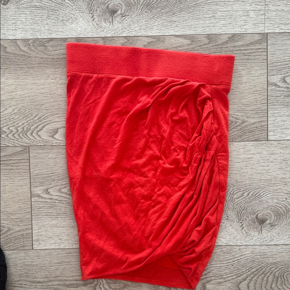 Helmut Lang Chic Red Pencil Skirt for Women - Picture 4 of 5